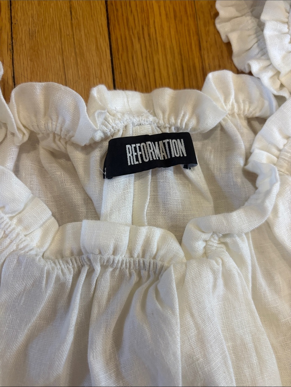 Reformation White two piece, skirt and off the shoulder top - Picture 2 of 5